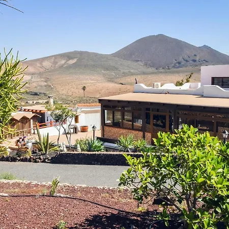 La Canada Villa *